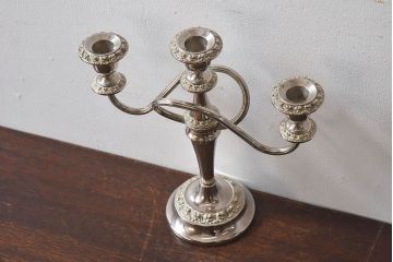 アンティーク雑貨　イギリスアンティーク　IANTHE社製　お洒落なキャンドルスタンド(ろうそく立て)