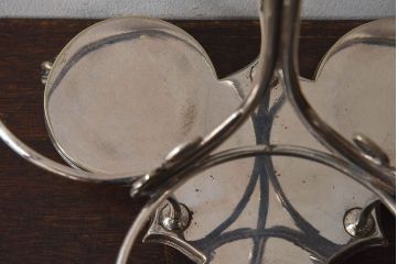 アンティーク雑貨　イギリスビンテージ　上品なデザインが素敵な調味料ホルダー