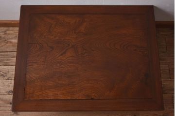 アンティーク家具　和製アンティーク　総ケヤキ材　美しい彫りが魅力的な座卓(テーブル)