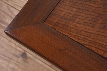 アンティーク家具　和製アンティーク　総ケヤキ材　美しい彫りが魅力的な座卓(テーブル)