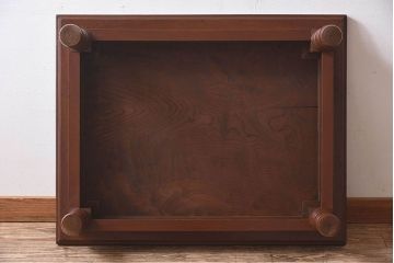 アンティーク家具　和製アンティーク　総ケヤキ材　美しい彫りが魅力的な座卓(テーブル)