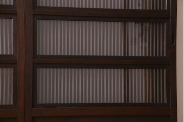 古民具・骨董　裏ガラス入り　古い木のアンティーク格子戸2枚セット