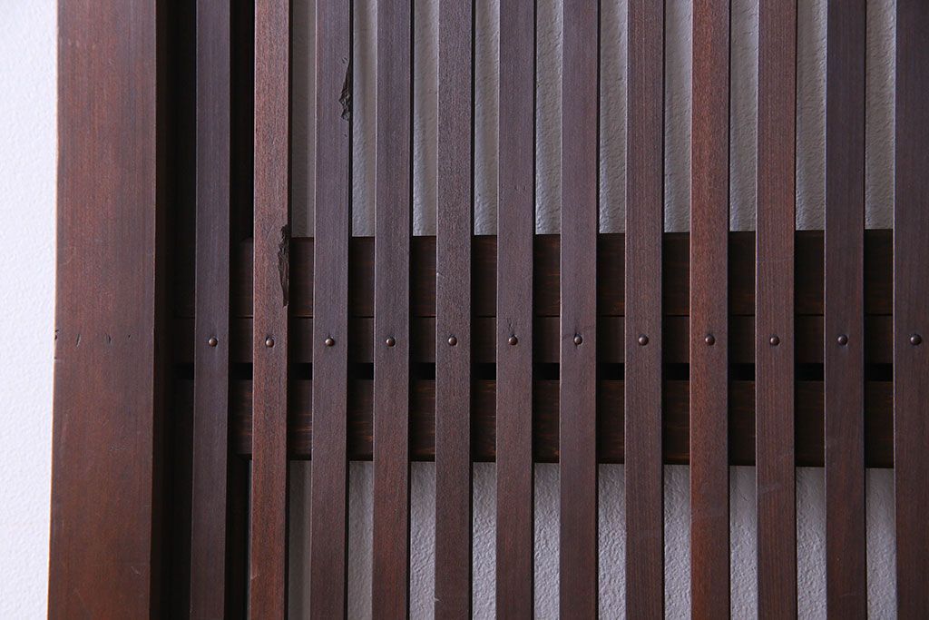 古民具・骨董　裏ガラス入り　古い木のアンティーク格子戸2枚セット