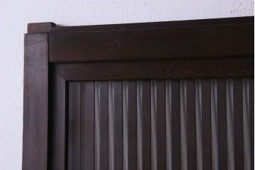 古民具・骨董　裏ガラス入り　古い木のアンティーク格子戸2枚セット