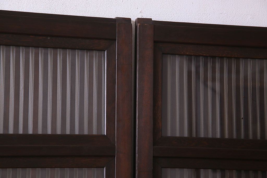 古民具・骨董　裏ガラス入り　古い木のアンティーク格子戸2枚セット