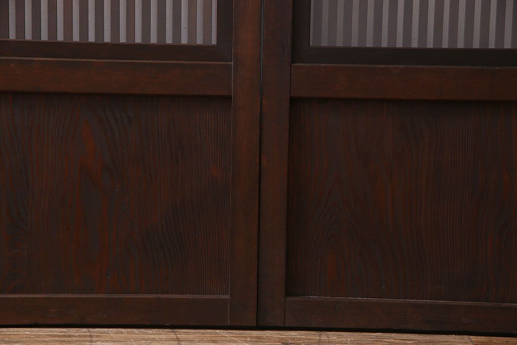 古民具・骨董　裏ガラス入り　古い木のアンティーク格子戸2枚セット