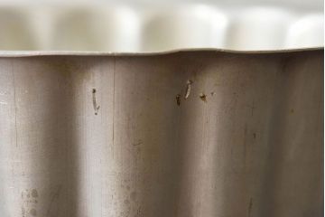 アンティーク雑貨　古い質感が味のあるフランスアンティークのケーキ型(植木鉢)