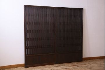 古民具・骨董　裏面すりガラス入り　古い木のアンティーク格子戸2枚セット