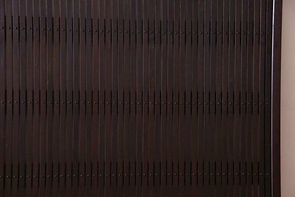 古民具・骨董　裏面すりガラス入り　古い木のアンティーク格子戸2枚セット