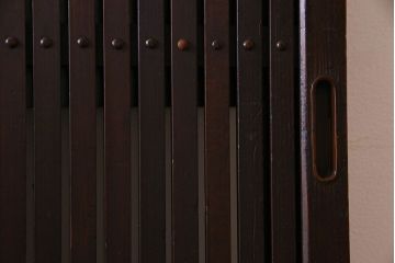 古民具・骨董　裏面すりガラス入り　古い木のアンティーク格子戸2枚セット