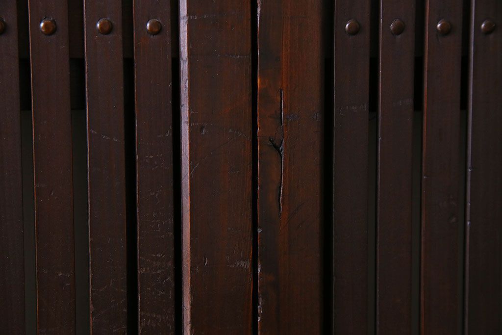 古民具・骨董　裏面すりガラス入り　古い木のアンティーク格子戸2枚セット