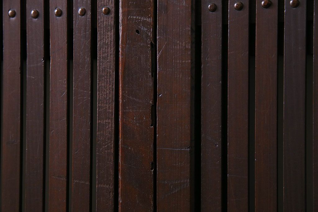 古民具・骨董　裏面すりガラス入り　古い木のアンティーク格子戸2枚セット