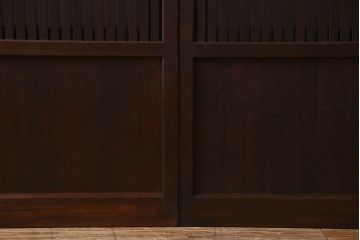 古民具・骨董　裏面すりガラス入り　古い木のアンティーク格子戸2枚セット
