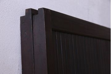 古民具・骨董　裏面すりガラス入り　古い木のアンティーク格子戸2枚セット