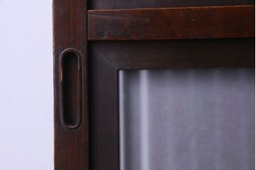 古民具・骨董　裏面すりガラス入り　古い木のアンティーク格子戸2枚セット