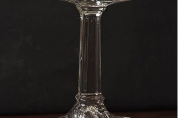 アンティーク雑貨　イギリスビンテージ　上品なデザインのキャンドルスタンド(ろうそく立て)2個セット