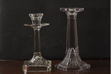アンティーク雑貨　イギリスビンテージ　上品なデザインのキャンドルスタンド(ろうそく立て)2個セット