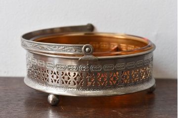 アンティーク雑貨　イギリスビンテージ　凝ったデザインが素敵なシュガーボウル(小物収納)
