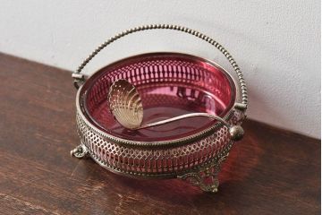 アンティーク雑貨　イギリスアンティーク　シフタースプーン付き!優美なデザインのシュガーボウル(小物入れ、小物収納)