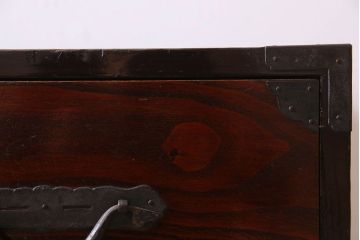アンティーク家具　和製アンティーク　前面栗材　漆塗り美しいローボード(ローチェスト)