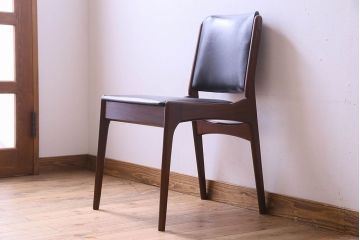 【K様ご成約済み】北欧家具　チーク材　シックなカラーのクッションチェア(ダイニングチェア、椅子)