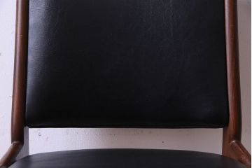 【K様ご成約済み】北欧家具　チーク材　シックなカラーのクッションチェア(ダイニングチェア、椅子)