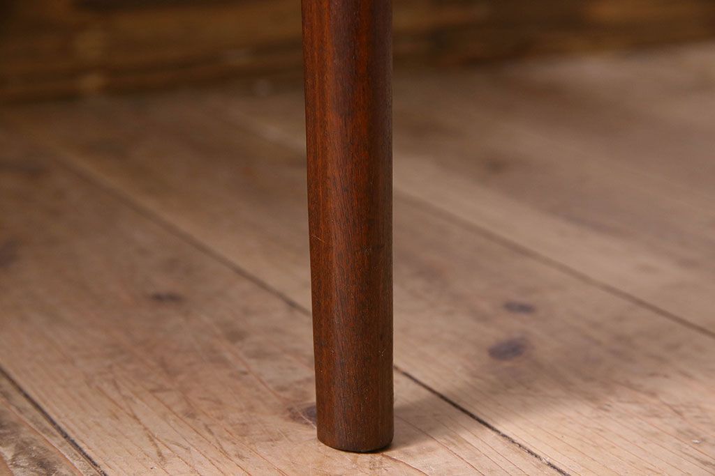 【K様ご成約済み】北欧家具　チーク材　シックなカラーのクッションチェア(ダイニングチェア、椅子)