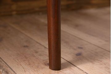 【K様ご成約済み】北欧家具　チーク材　シックなカラーのクッションチェア(ダイニングチェア、椅子)