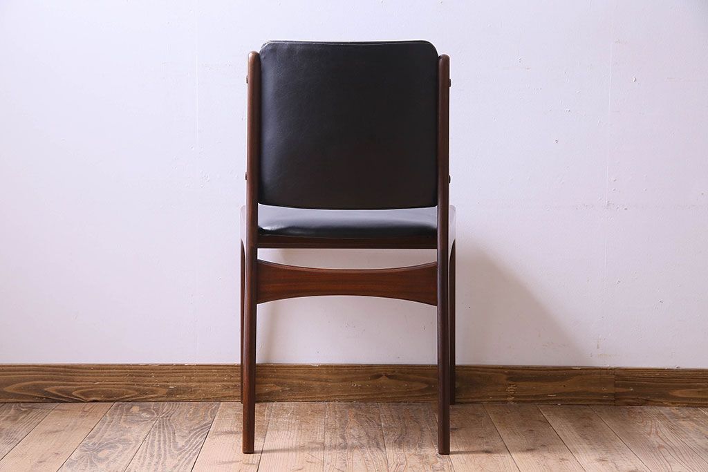 【K様ご成約済み】北欧家具　チーク材　シックなカラーのクッションチェア(ダイニングチェア、椅子)