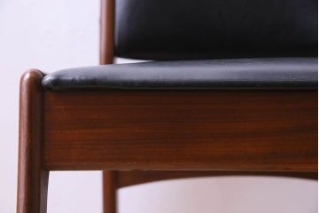 【K様ご成約済み】北欧家具　チーク材　シックなカラーのクッションチェア(ダイニングチェア、椅子)(1)