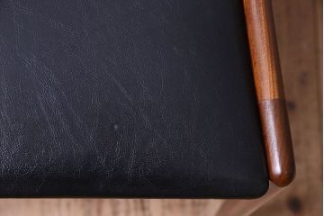 北欧家具　チーク材　シックなカラーのクッションチェア(ダイニングチェア、椅子)(3)