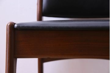 北欧家具　チーク材　シックなカラーのクッションチェア(ダイニングチェア、椅子)(3)