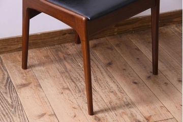 北欧家具　チーク材　シックなカラーのクッションチェア(ダイニングチェア、椅子)(3)