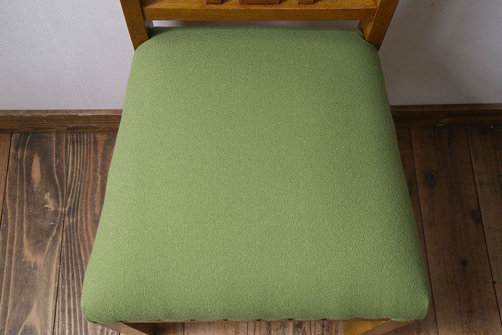レトロ家具　昭和レトロ　ナラ材　明るい色味が素敵なチェア(椅子、ダイニングチェア)