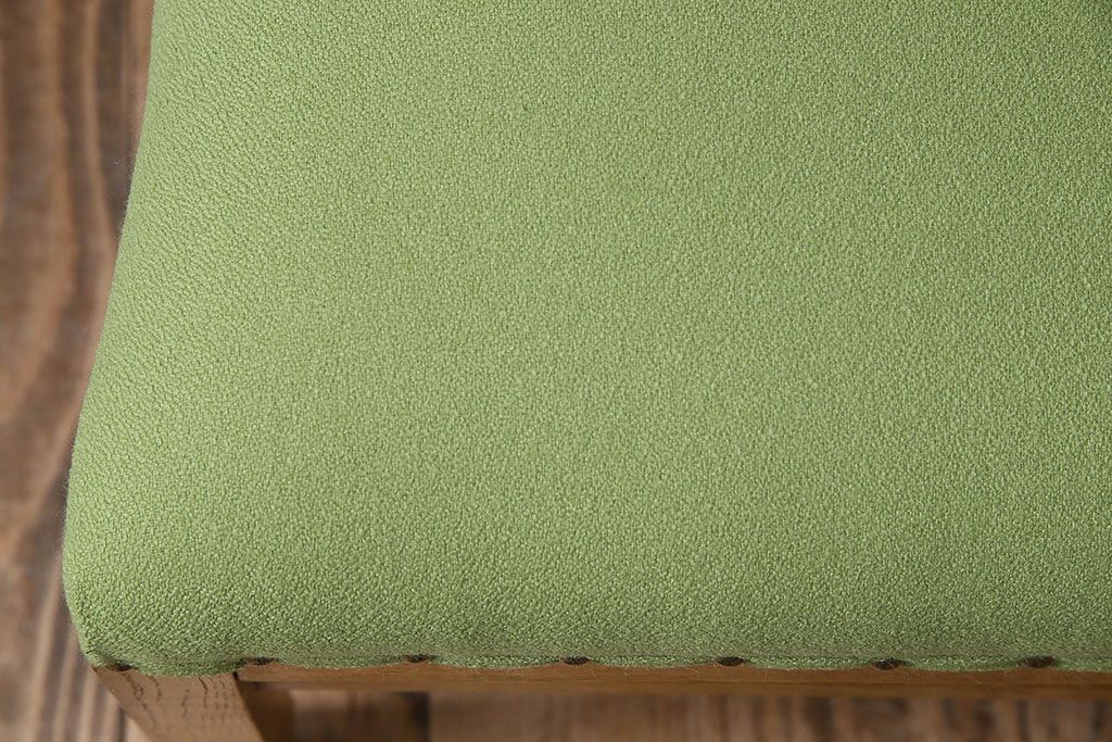 レトロ家具　昭和レトロ　ナラ材　明るい色味が素敵なチェア(椅子、ダイニングチェア)