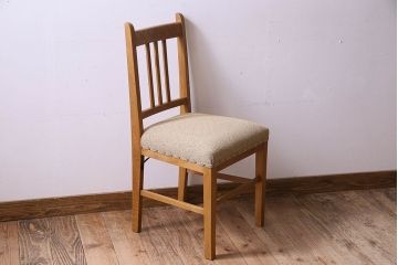 レトロ家具　昭和レトロ　ナラ材　落ち着いた色味が素敵なチェア(椅子、ダイニングチェア)