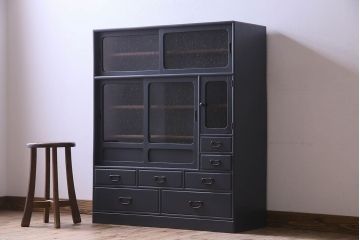 ペイント家具　気泡ガラス入り　シックなカラーが素敵な収納棚(戸棚、食器棚)