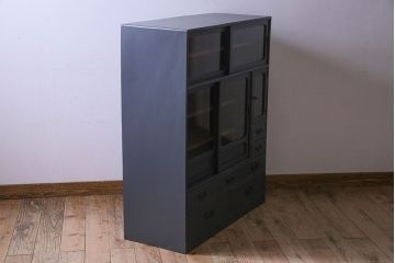 ペイント家具　気泡ガラス入り　シックなカラーが素敵な収納棚(戸棚、食器棚)