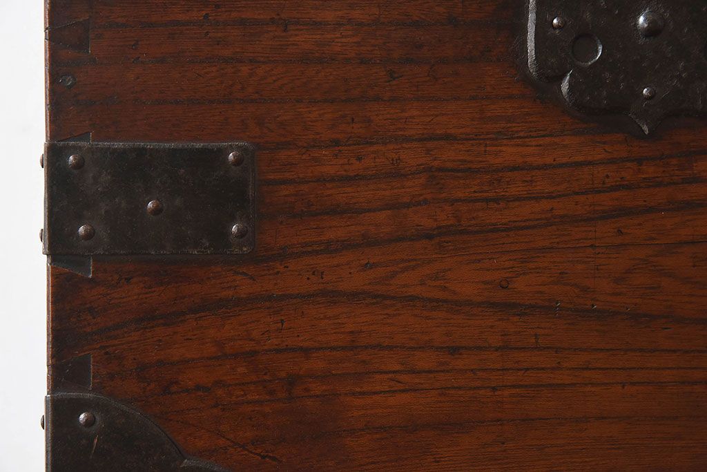 アンティーク雑貨　古民具・骨董　欅材　立派な金具が印象的な硯箱(小引き出し、小箱、小物入れ、木箱)