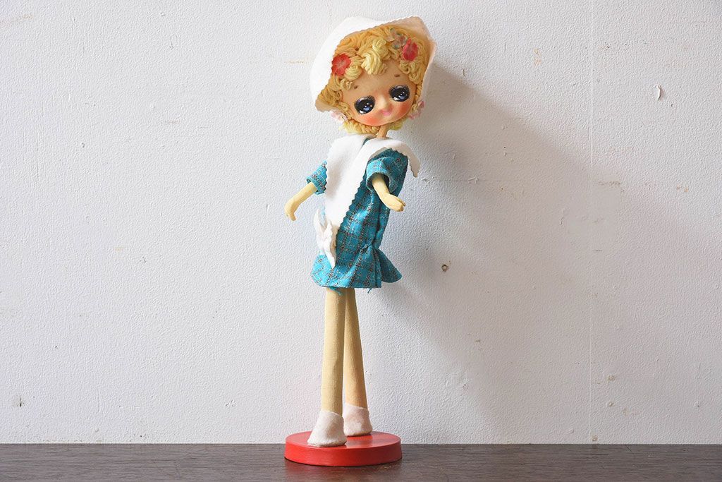 アンティーク雑貨　昭和レトロ　可愛らしいポーズ人形(文化人形)