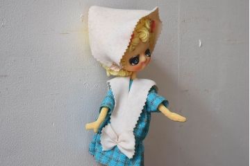 アンティーク雑貨　昭和レトロ　可愛らしいポーズ人形(文化人形)