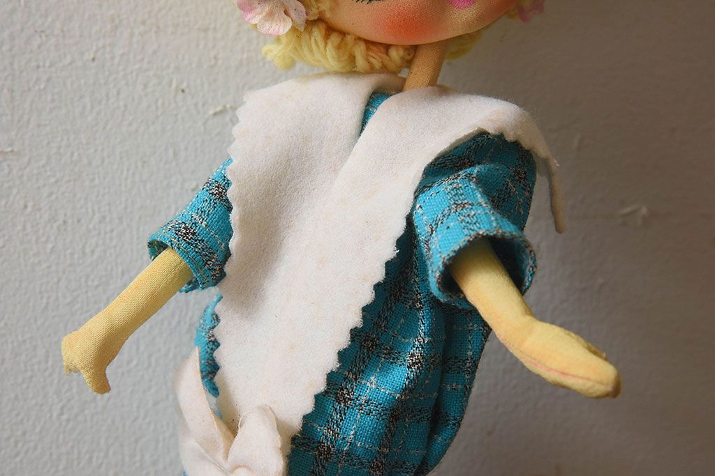 アンティーク雑貨　昭和レトロ　可愛らしいポーズ人形(文化人形)