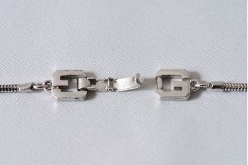 アンティーク雑貨　フランスビンテージ　GIVENCHY(ジバンシー)製　1978年　ネックレス