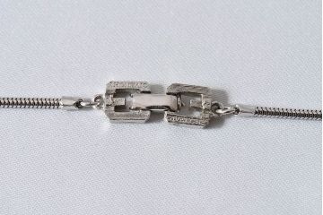 アンティーク雑貨　フランスビンテージ　GIVENCHY(ジバンシー)製　1978年　ネックレス
