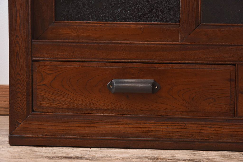 アンティーク家具　和製アンティーク　前面欅材　結霜ガラス入り!サイドボード(収納箪笥、収納棚、ローボード)