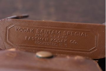 アンティーク雑貨　クラシックカメラ　Eastman Kodak社　ケース付き　Kodak Bantam Special(コダックバンタムスペシャル)