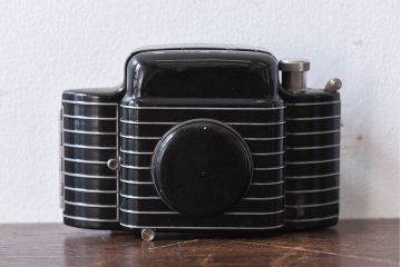 アンティーク雑貨　クラシックカメラ　Eastman Kodak社　ケース付き　Kodak Bantam Special(コダックバンタムスペシャル)