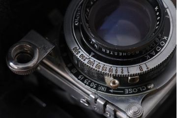 アンティーク雑貨　クラシックカメラ　Eastman Kodak社　ケース付き　Kodak Bantam Special(コダックバンタムスペシャル)