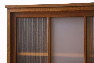 レトロ家具　昭和レトロ　薄型　モール・すりガラス入りの収納棚(戸棚、食器棚、本箱、ブックケース)