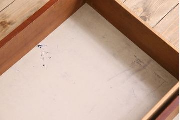 北欧家具　ビンテージ　ローズウッド材　Greaves & Thomas社製のサイドボード(サイドキャビネット)